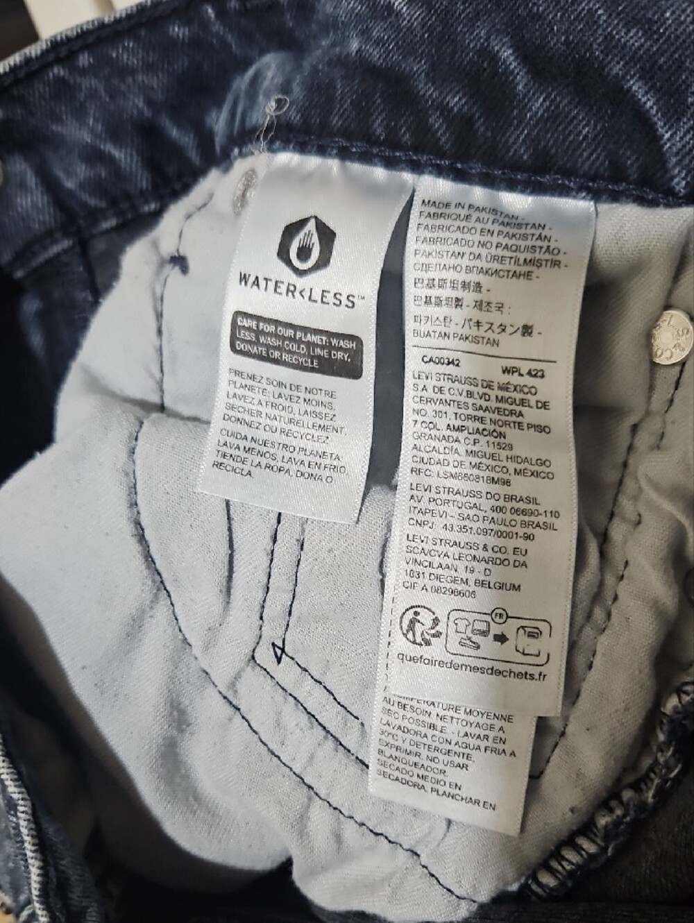 Levi's  Blue Jeans - 512 FIT-  Size 30X30 - Picture 9 of 10